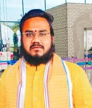 एस्ट्रो शिवा दास जी महराज